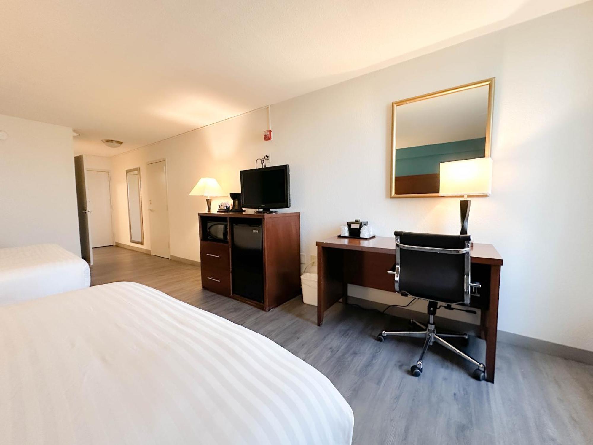 Comfort Inn & Suites Kissimmee By The Parks Four Corners Экстерьер фото