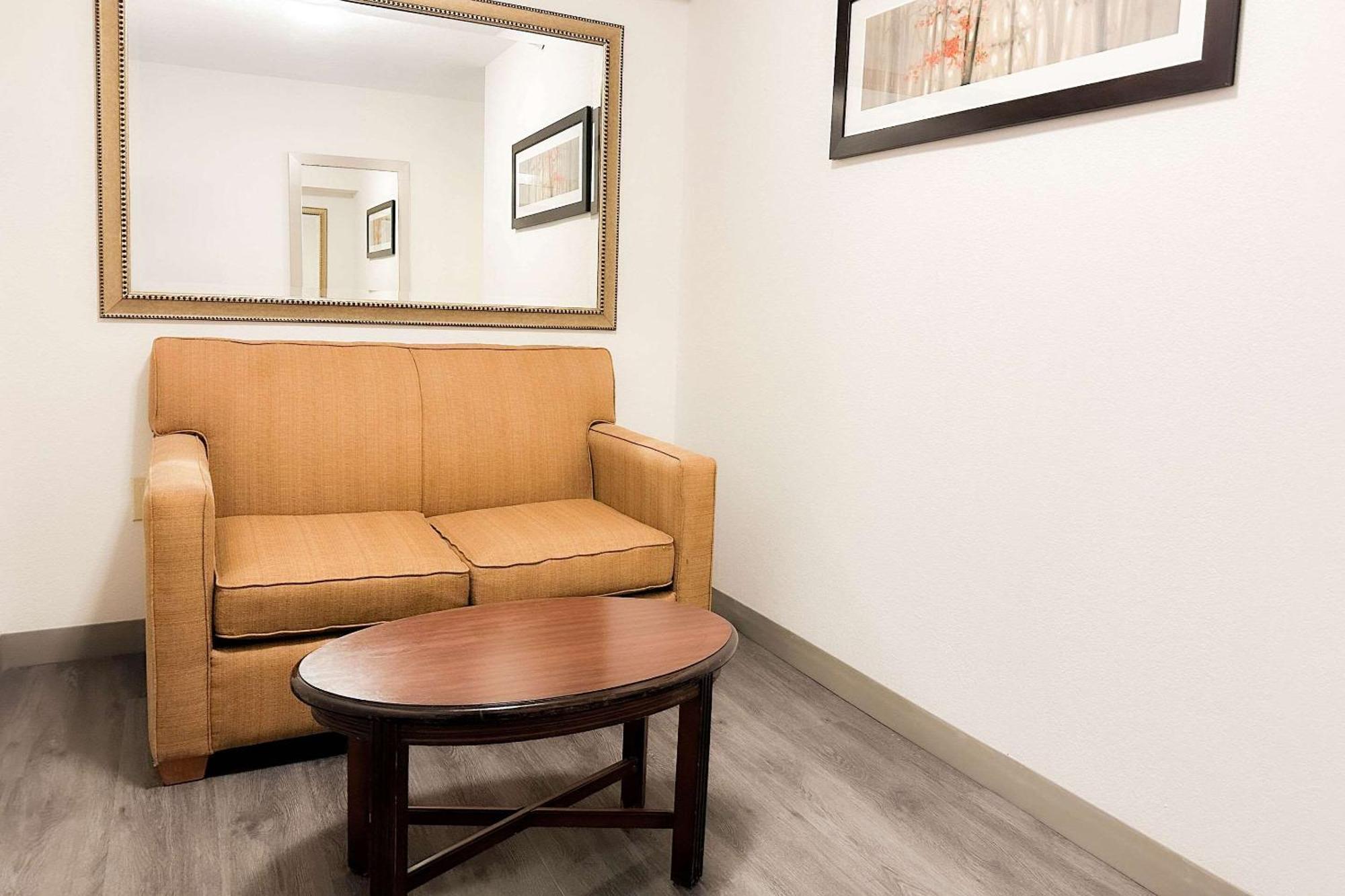 Comfort Inn & Suites Kissimmee By The Parks Four Corners Экстерьер фото